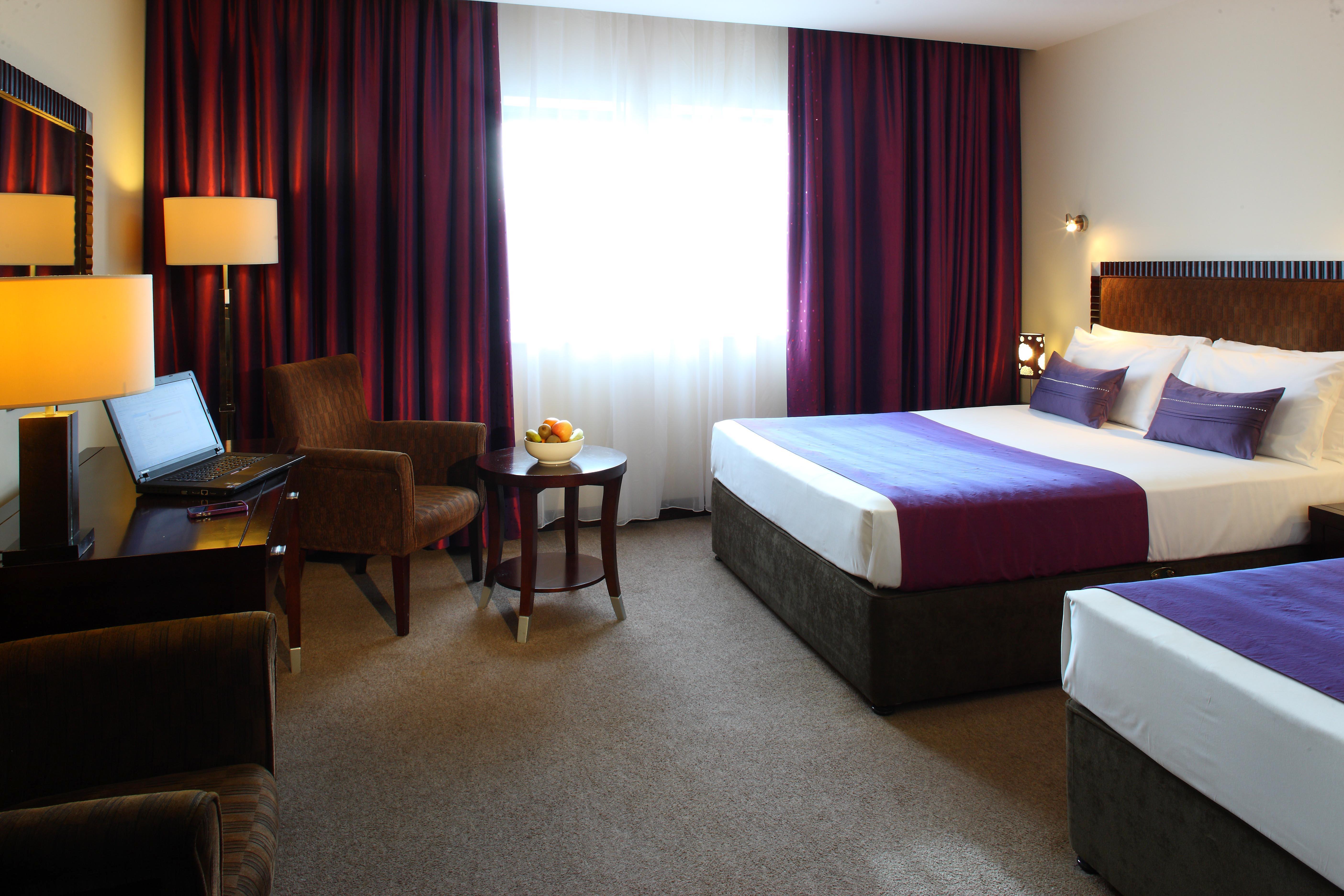 Mcgettigans Hotel Letterkenny Εξωτερικό φωτογραφία
